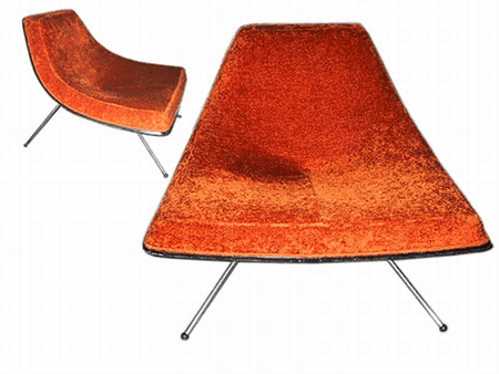THE DONAHUE CHAIR!!