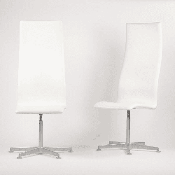 Fritz Hansen Arne Jacobsen Tall Oxford Chair White Leather 2007 4x Available, 23072401, from D ROSE MOD