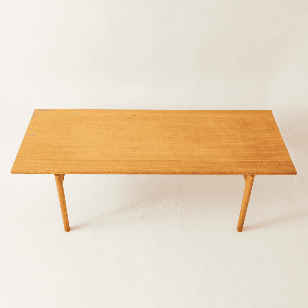 Hans J. Wegner AT-15 Coffee Table | Vintage 1960s Danish Solid Oak for Andreas Tuck, from HOPP HOME